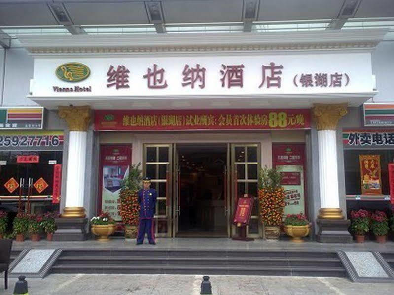 Vienna Hotel Shenzhen Yinhu Bus Station Exterior foto